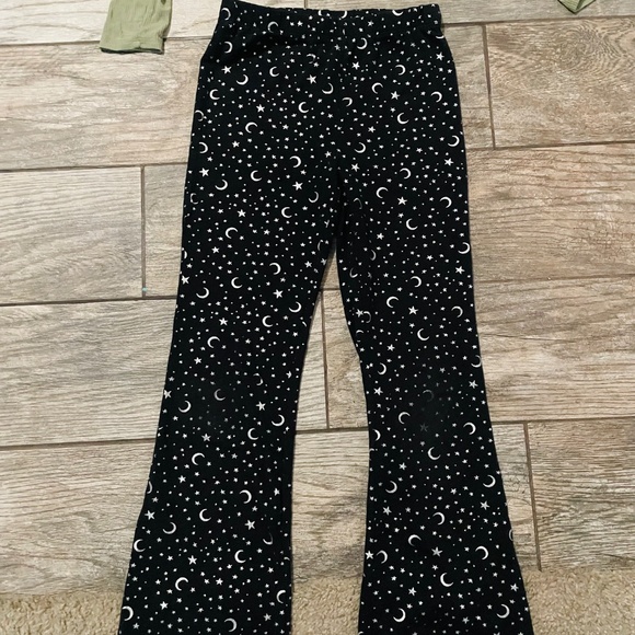 Girl 6/7 set - Picture 2 of 4